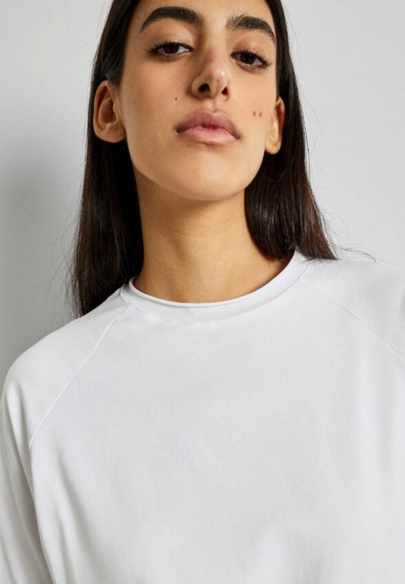 Лонгслив Artwear