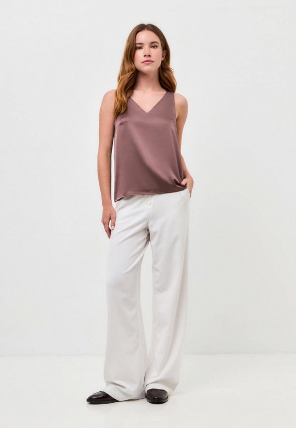 Топ Gabriel and Ester London