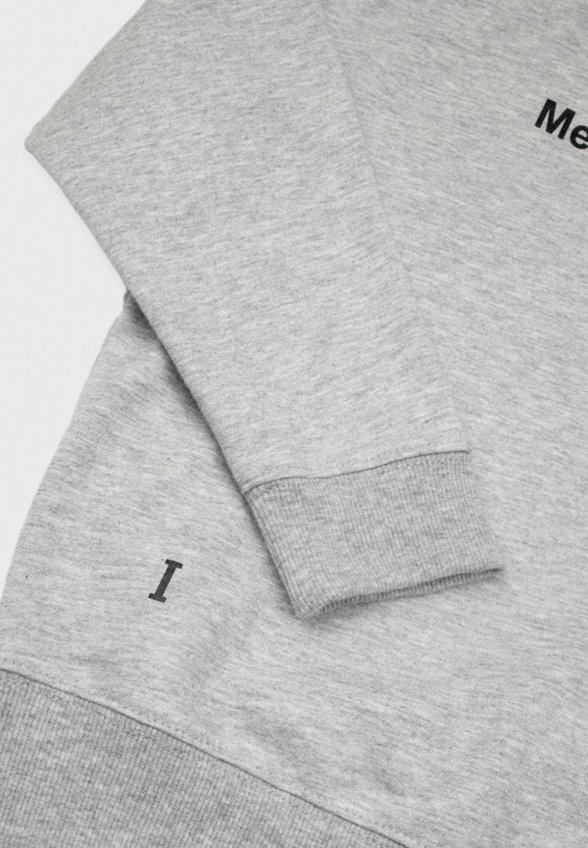 Свитшот Nininono