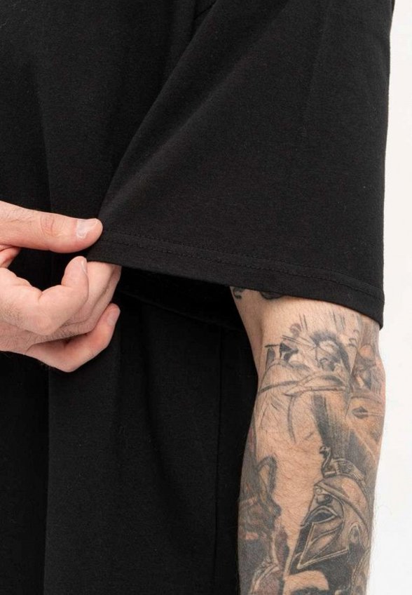 Футболка Seventeen Nine