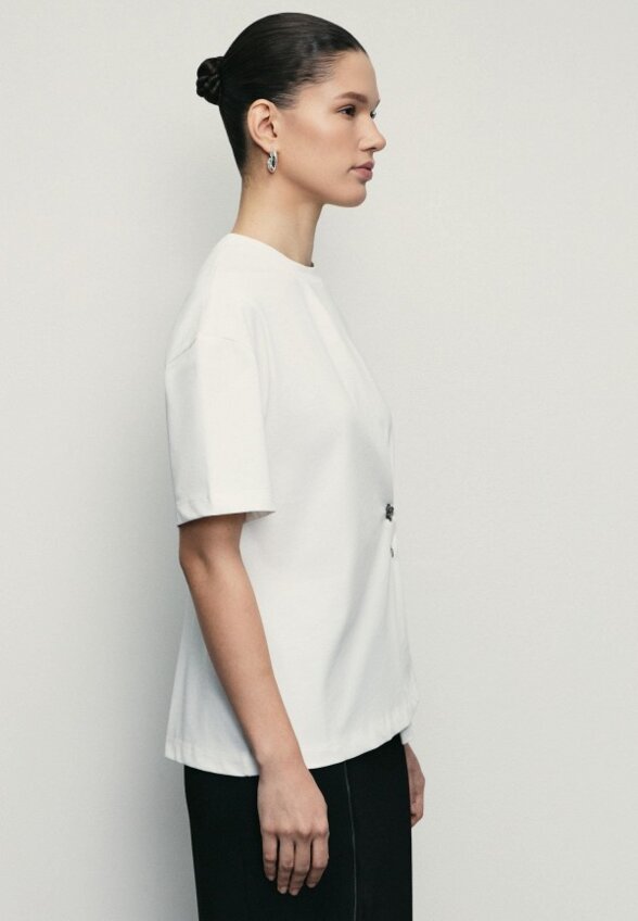 Футболка Zarina