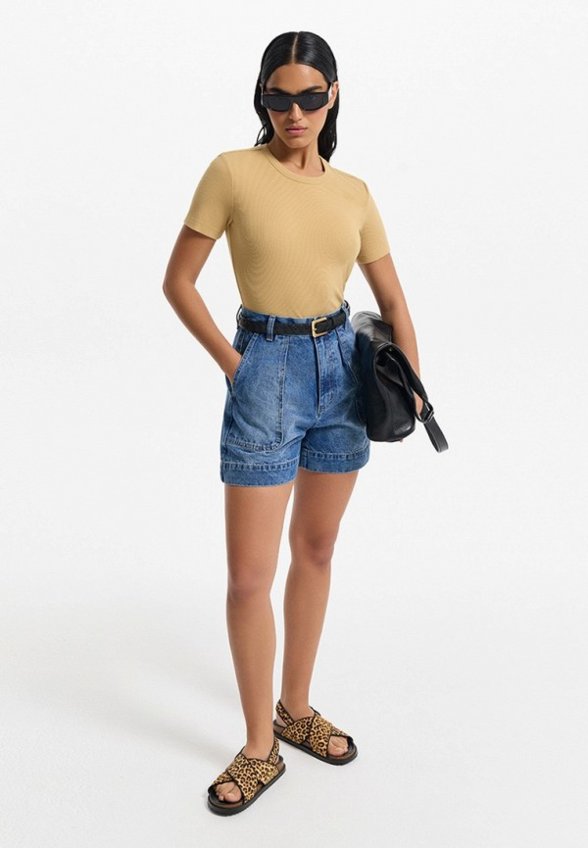 Шорты джинсовые Love Republic