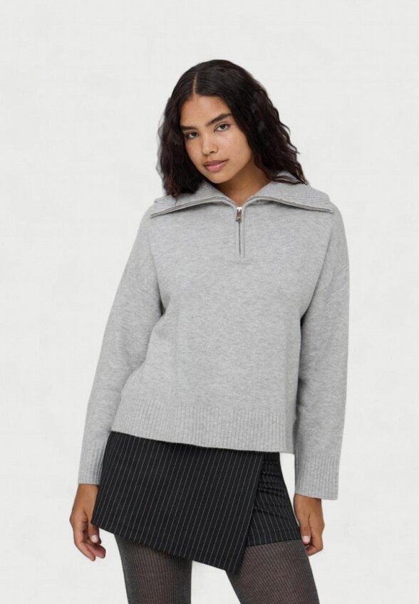 Свитер Terranova