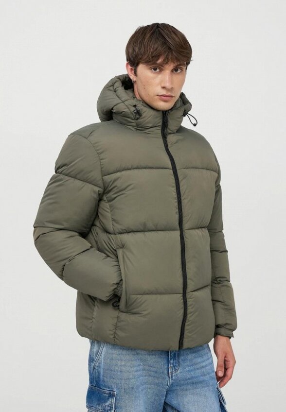 Пуховик Terranova