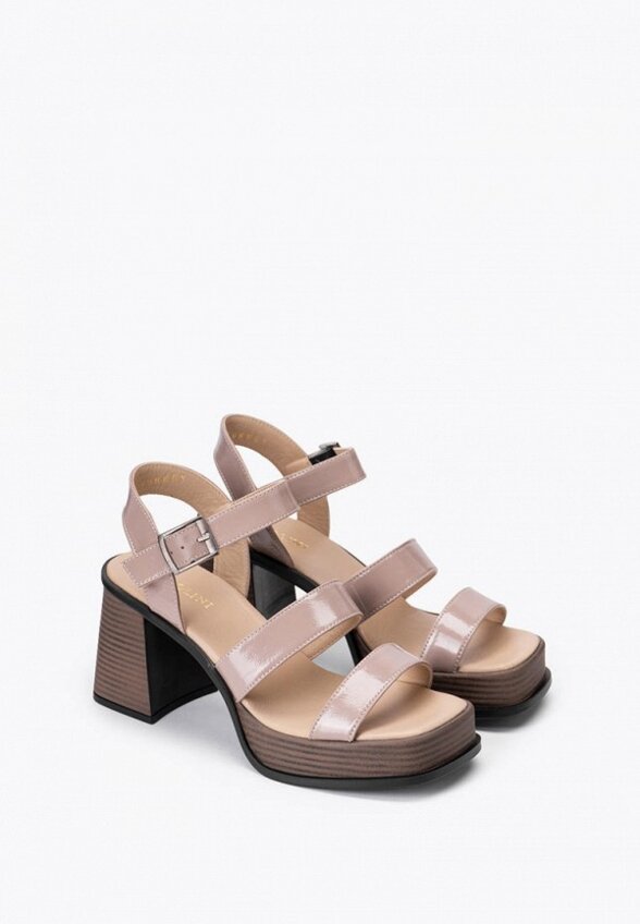 Босоножки Pazolini