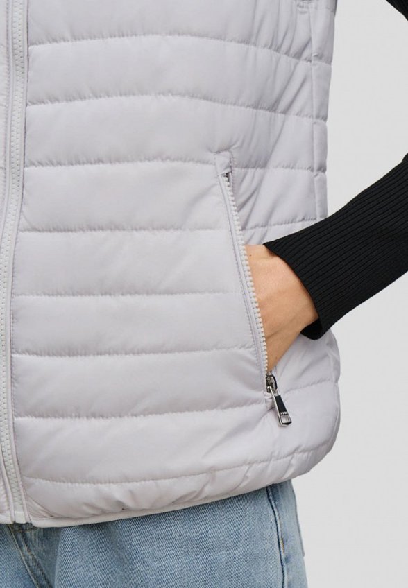 Жилет утепленный Baon