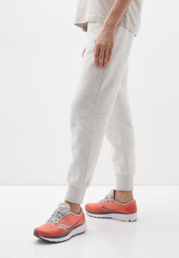 Кроссовки Saucony