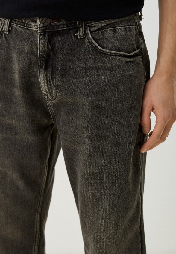 Джинсы Colin's