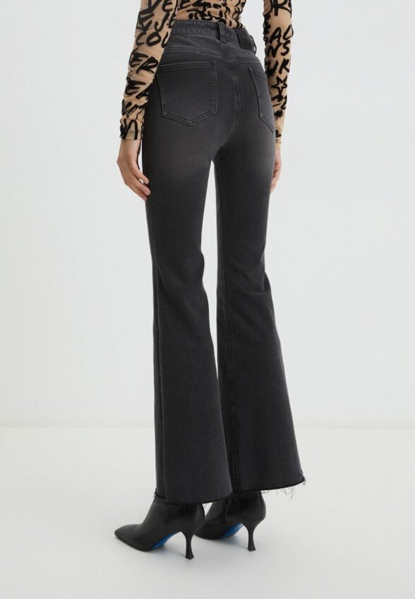 Джинсы Maison David