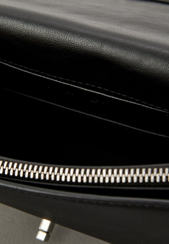 Сумка Calvin Klein