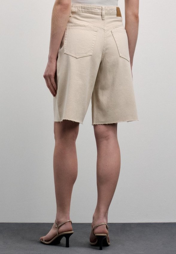 Шорты джинсовые Zarina