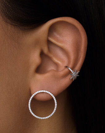 Серебряные акцентные пусеты с кругом из фианитов MIESTILO  MIE женщинам