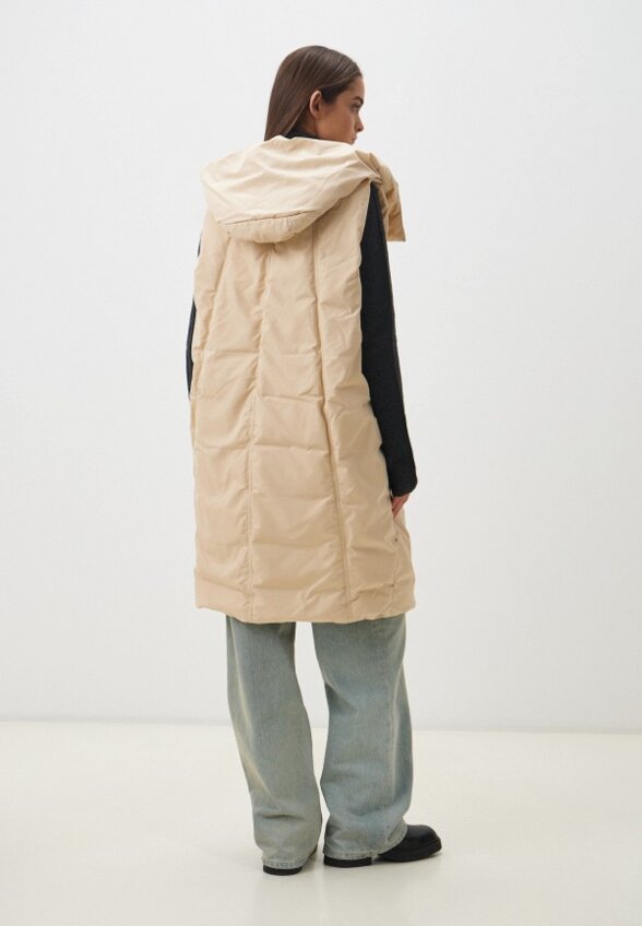 Жилет утепленный JNBY