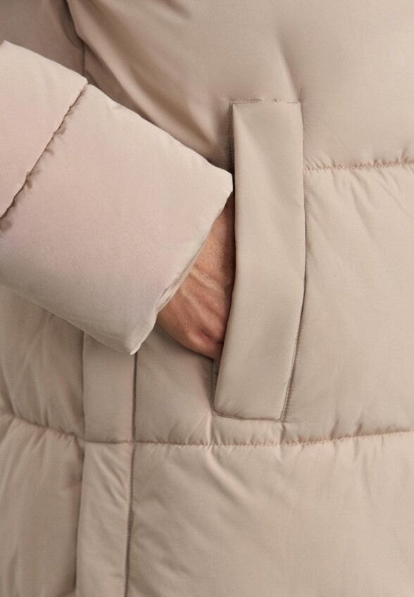 Пуховик Zarina