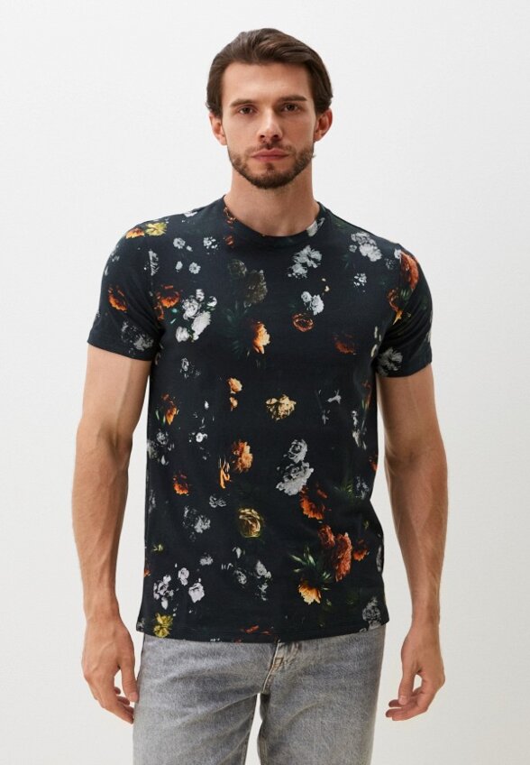 Футболка Colin's