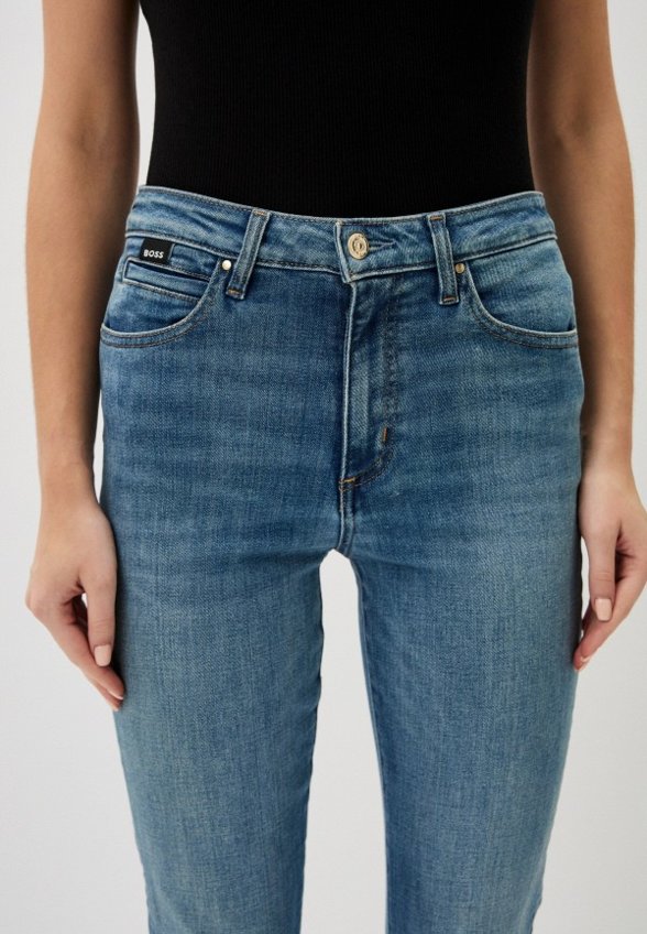 Джинсы Boss