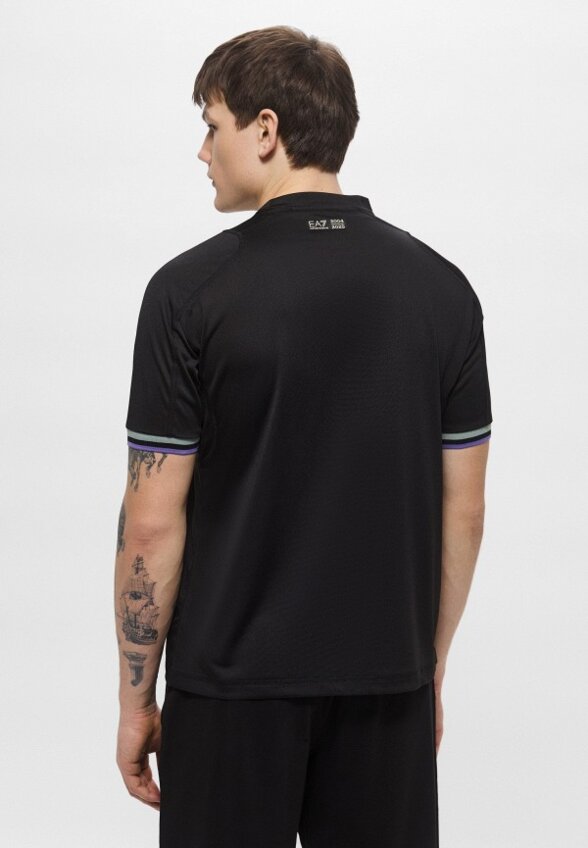 Футболка EA7