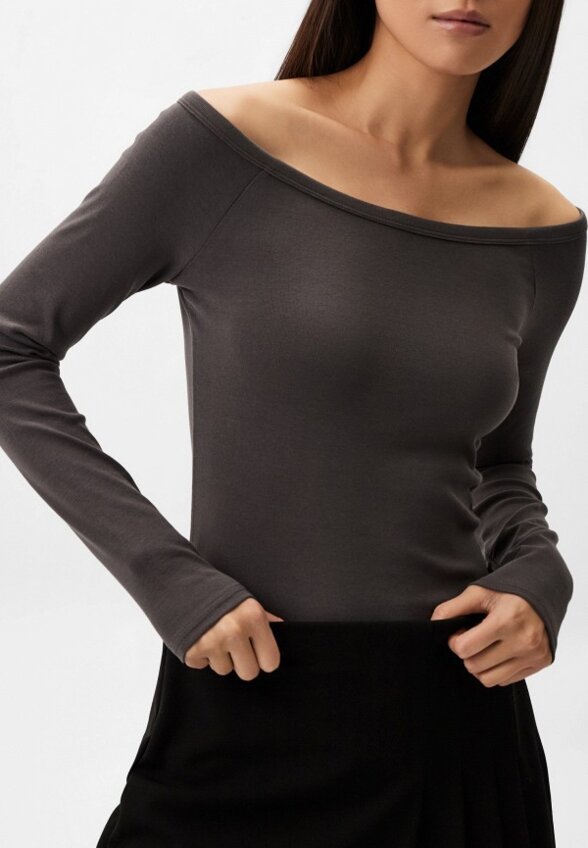 Лонгслив Mango