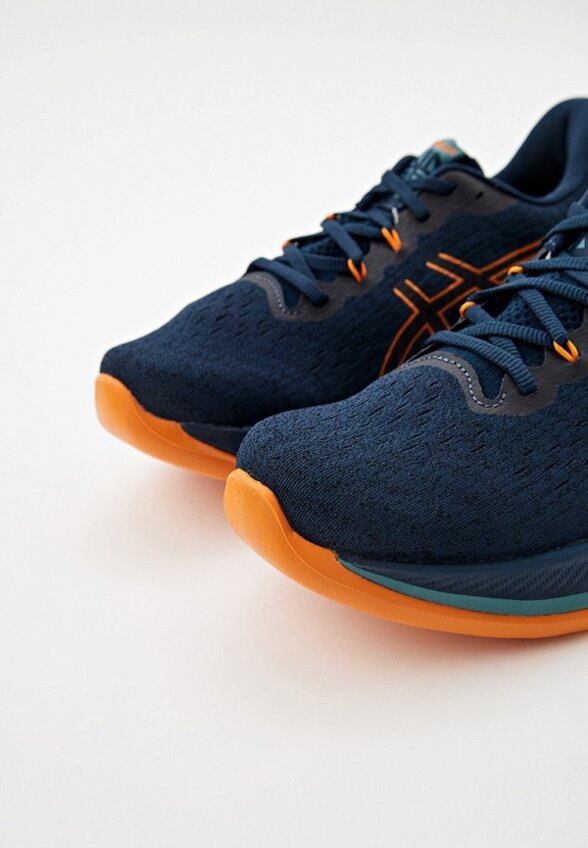 Кроссовки ASICS