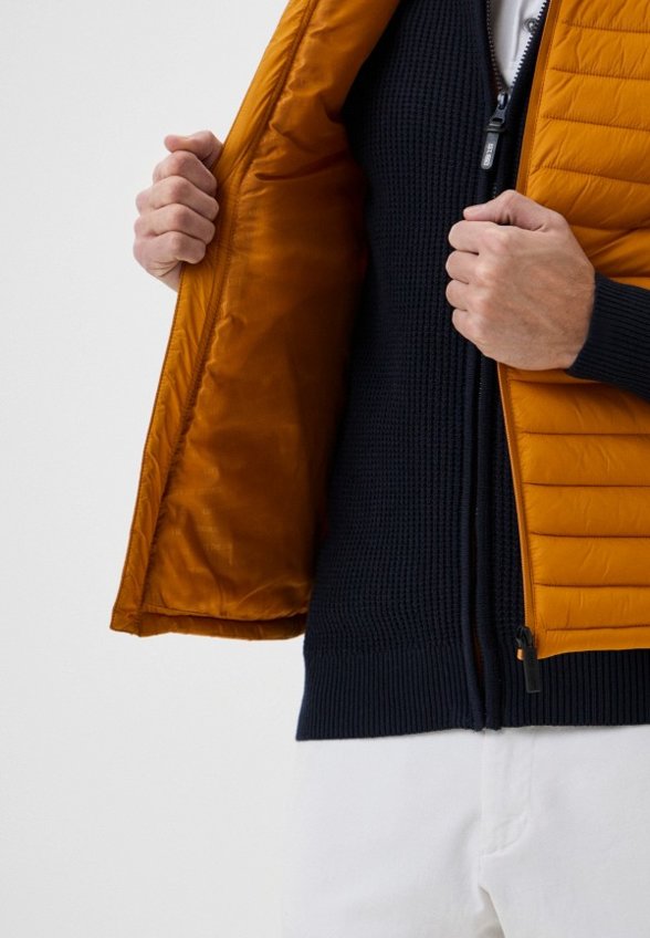 Жилет утепленный Loft