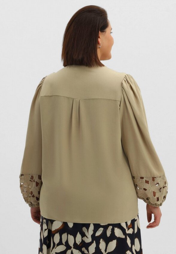 Блуза Calin Doux