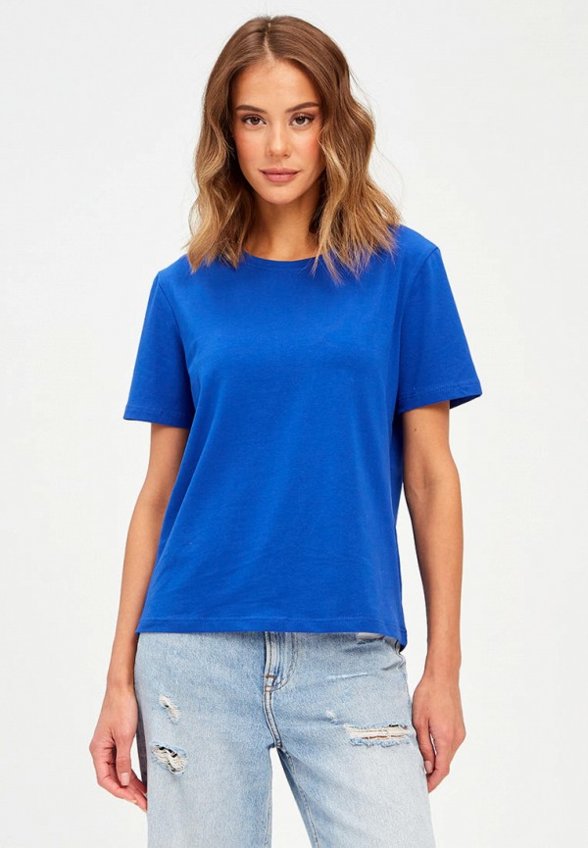 Футболка To Molly from James