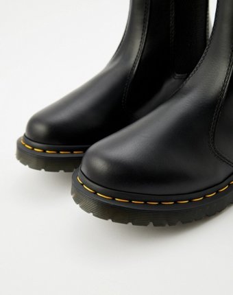 Ботинки Dr. Martens женщинам