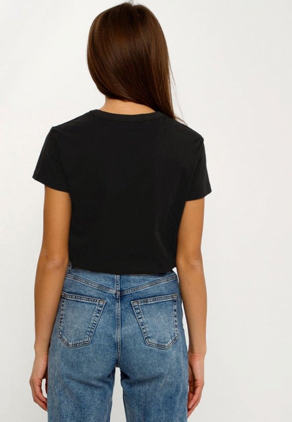 Футболка Апрель