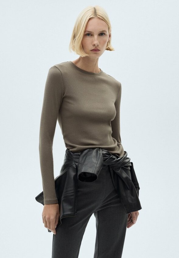 Джемпер Mango