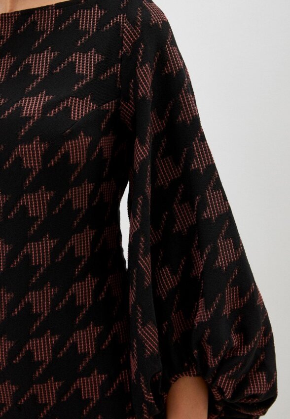 Платье MadaM T