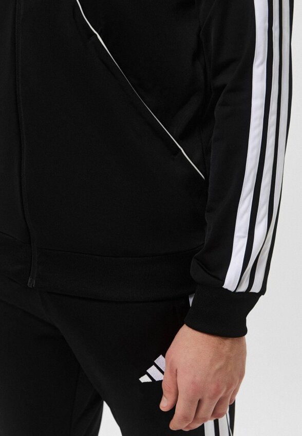 Костюм спортивный adidas