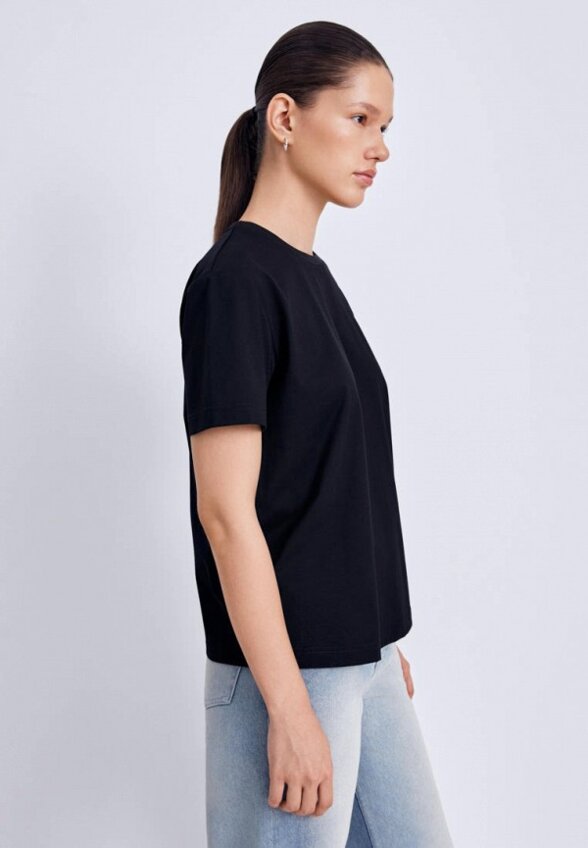 Футболка Finn Flare