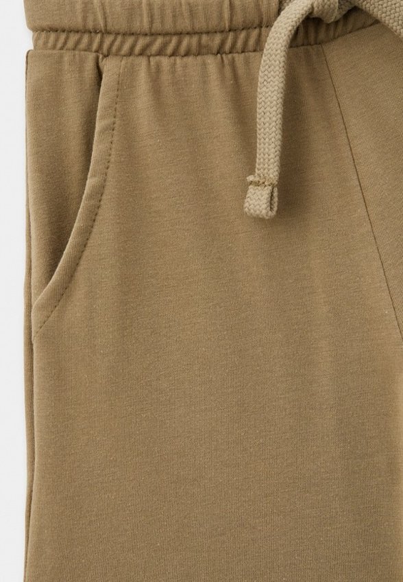 Шорты спортивные Mark Formelle