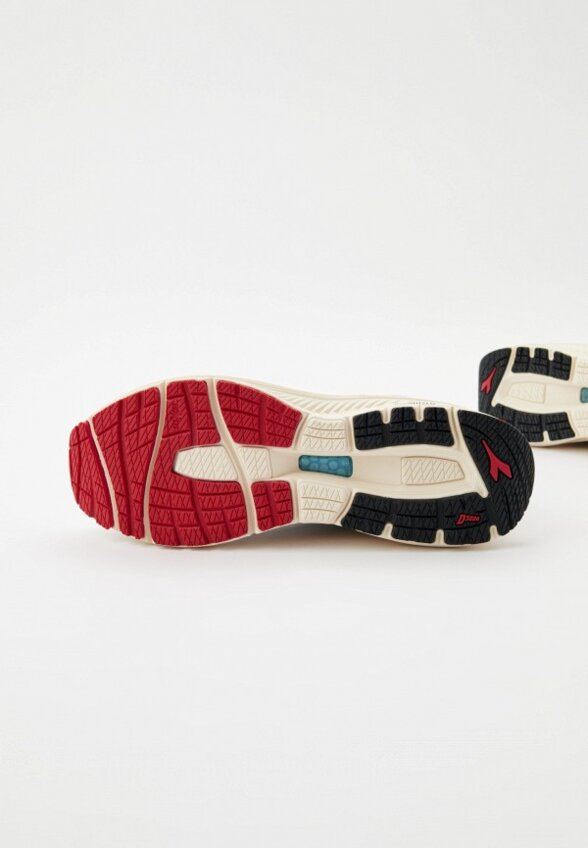 Кроссовки Diadora
