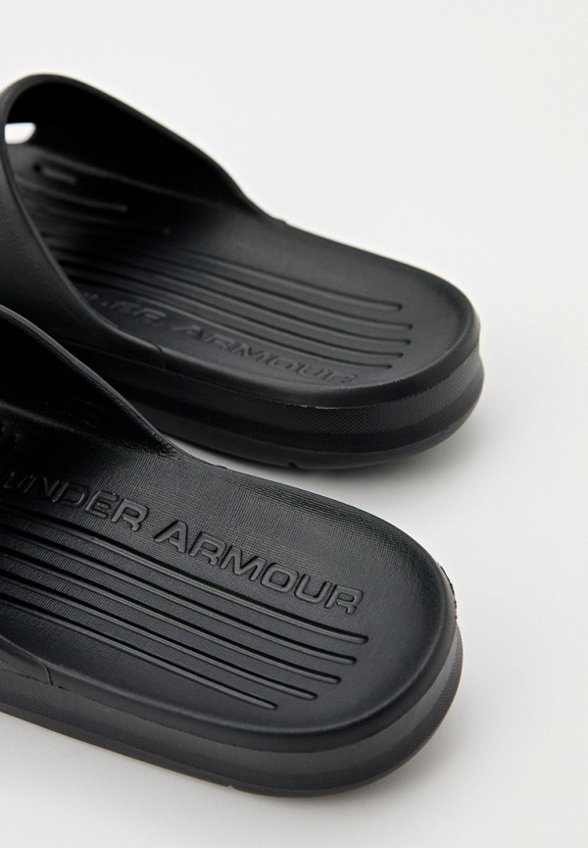 Сланцы Under Armour