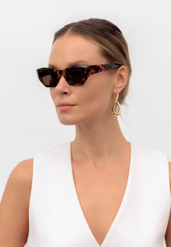 Очки солнцезащитные Amov