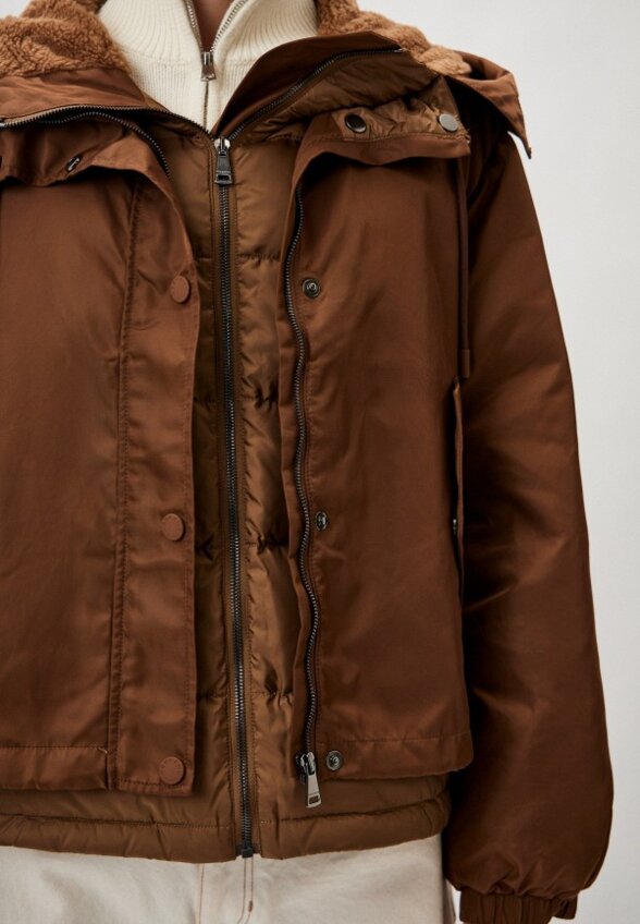 Пуховик Weekend Max Mara