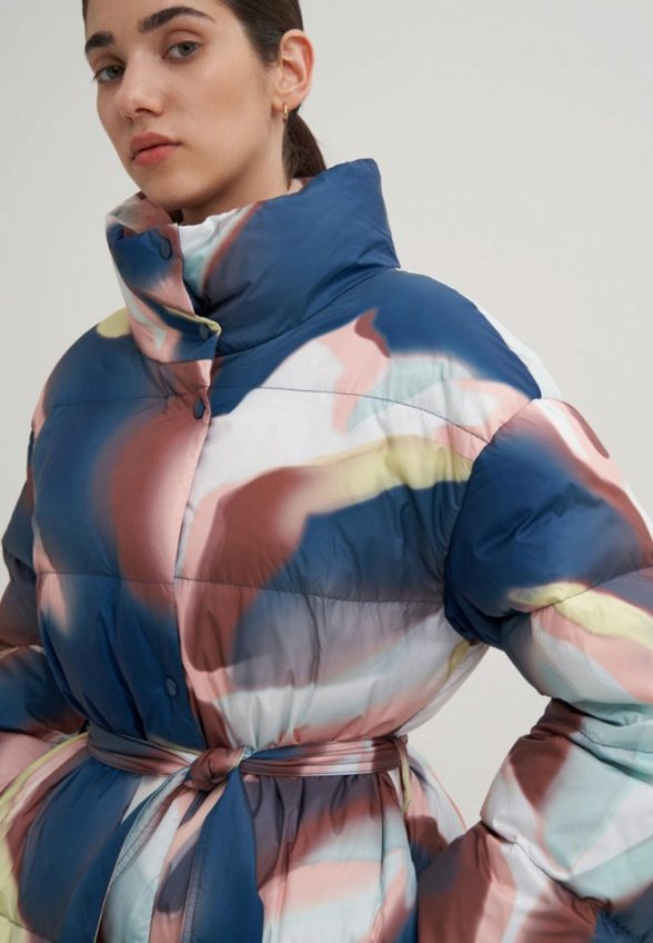 Пуховик Finn Flare