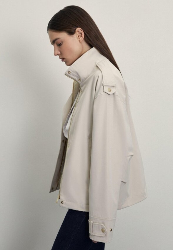 Ветровка Zarina