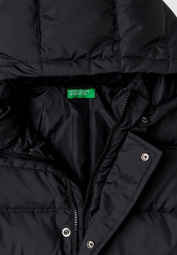 Пуховик United Colors of Benetton