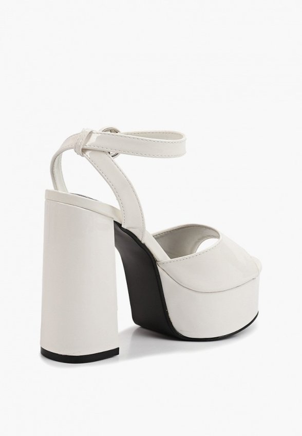 Босоножки Obba