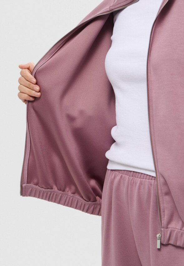 Олимпийка Befree