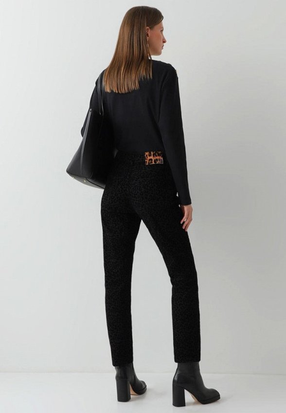 Джинсы Lilly Bennet