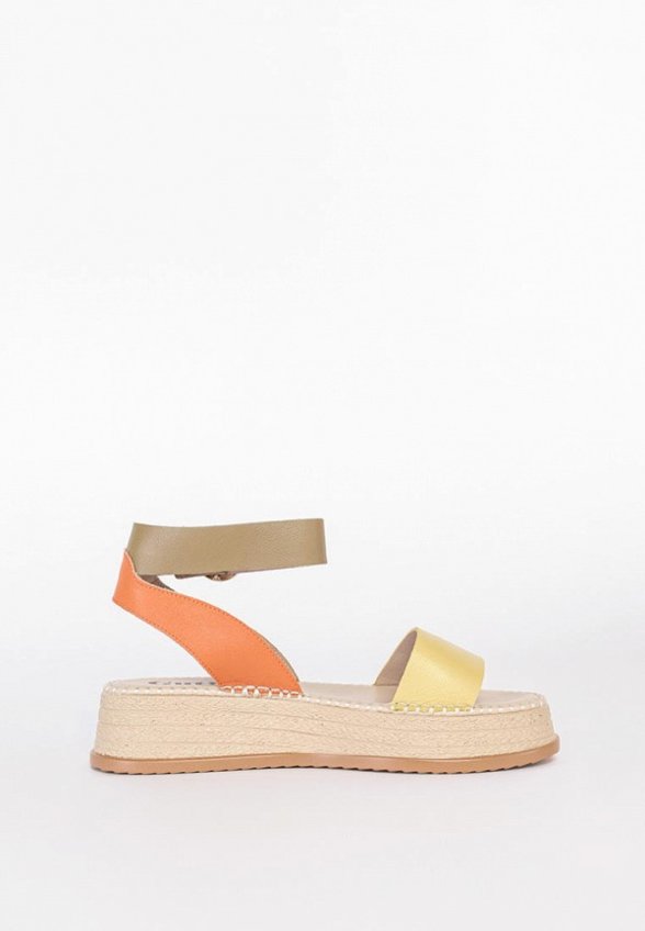 Босоножки Gut