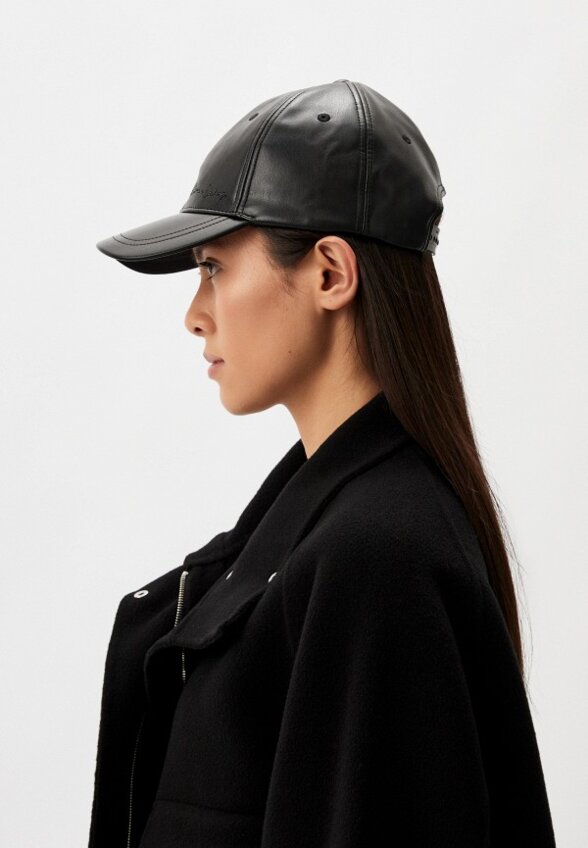 Бейсболка Armani Exchange