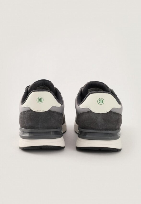 Кроссовки Baasploa