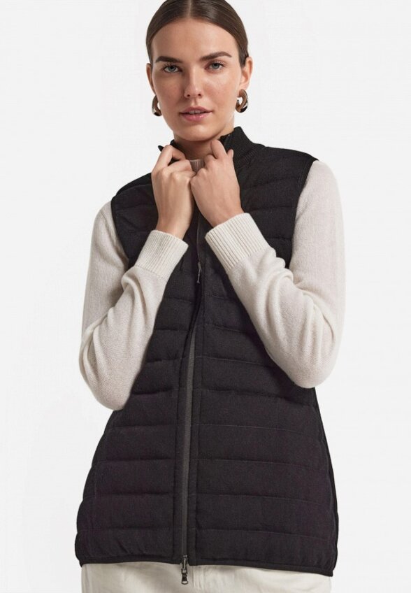 Жилет утепленный Falconeri