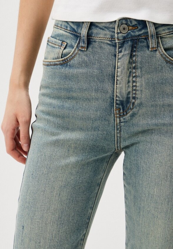 Джинсы Mossmore