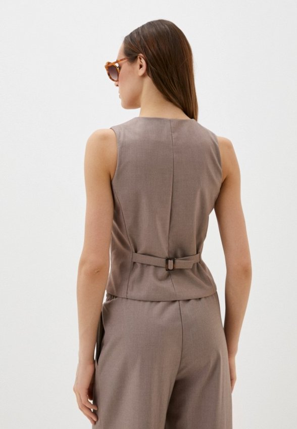 Жилет Belevtseva