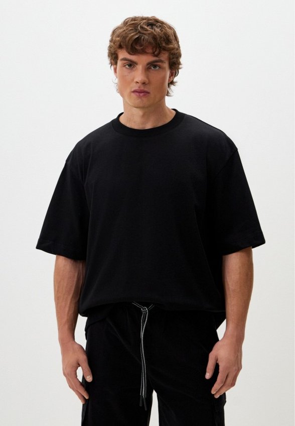 Футболка Святая